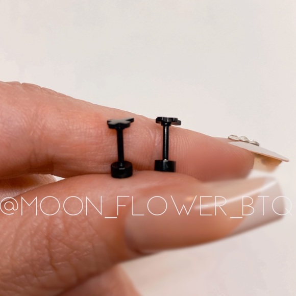 16g Tiny Black Cross Flat Back Earrings - Picture 5 of 5